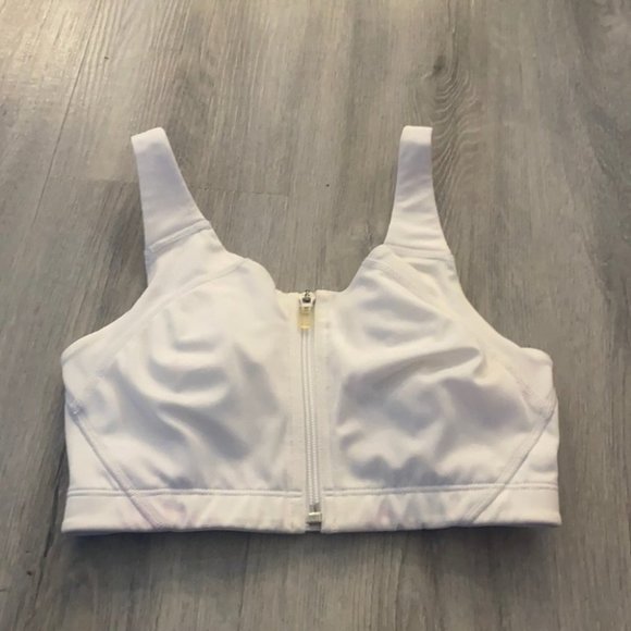 New Balance Other - 🏳️ New balance white zip up bra size small